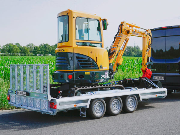 Hulco Baumaschinentransporter Terrax-3