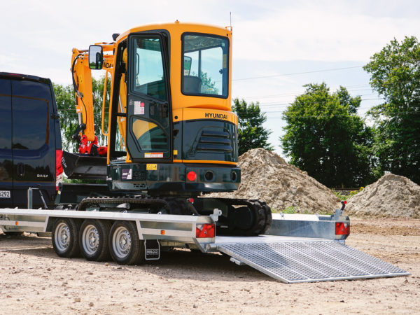 Hulco Baumaschinentransporter Terrax-3